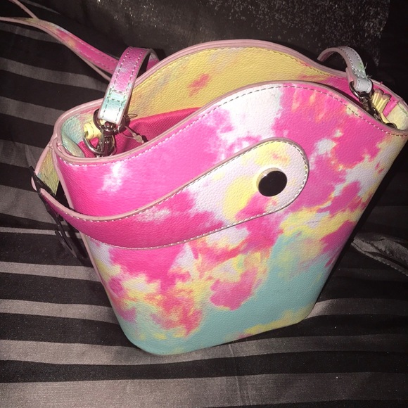 Purses - Picture 4 of 7